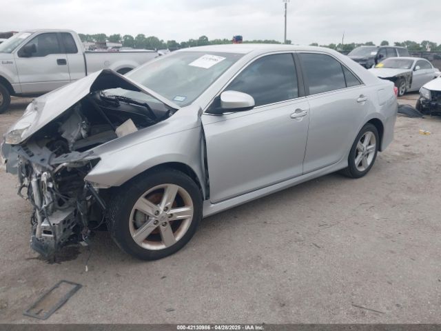 4T1BF1FKXEU769056 Toyota CAMRY SE