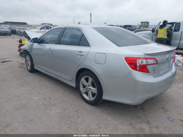 4T1BF1FKXEU769056 Toyota CAMRY SE