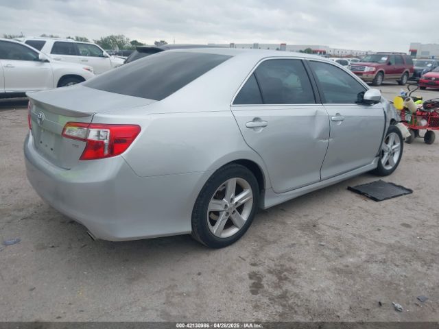 4T1BF1FKXEU769056 Toyota CAMRY SE