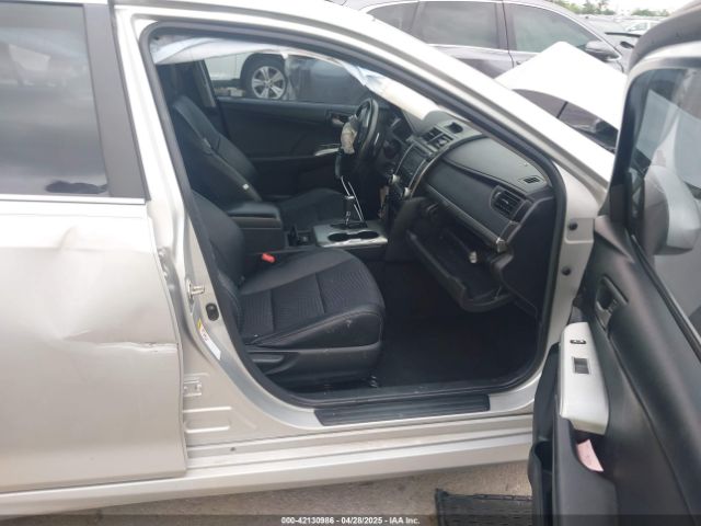 4T1BF1FKXEU769056 Toyota CAMRY SE