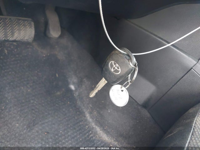 5YFBURHE5HP696180 Toyota COROLLA SE