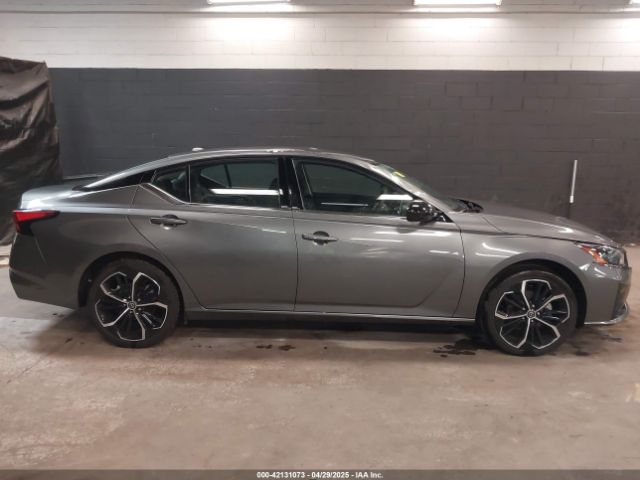 1N4BL4CVXRN425049 Nissan Altima Sr Fwd