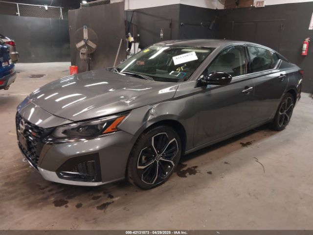 1N4BL4CVXRN425049 Nissan Altima Sr Fwd
