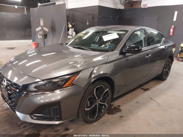1N4BL4CVXRN425049 Nissan Altima Sr Fwd