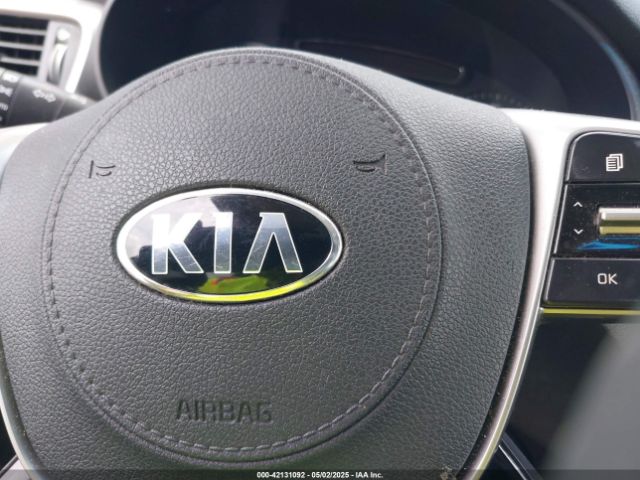 5XYPG4A34KG538689 KIA Sorento 2.4l Lx