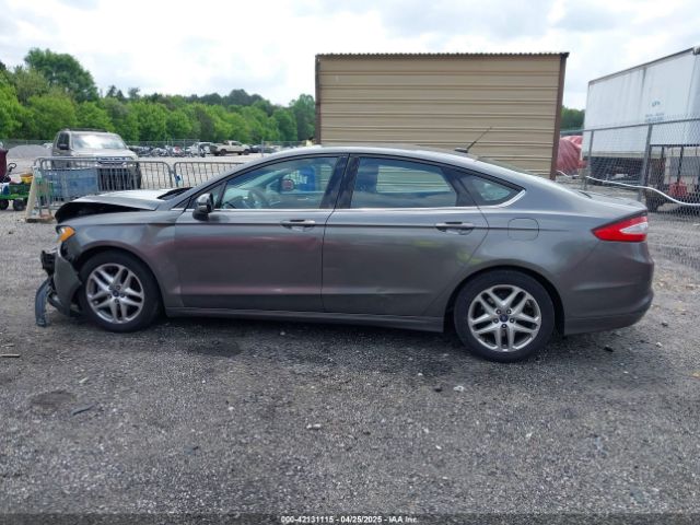 1FA6P0H75E5376989 Ford FUSION SE