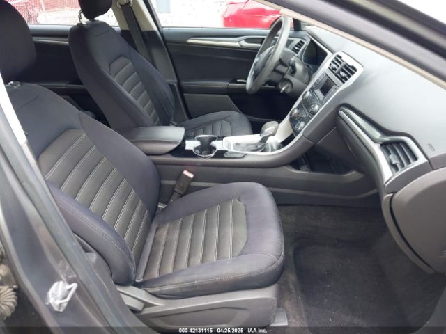 1FA6P0H75E5376989 Ford FUSION SE