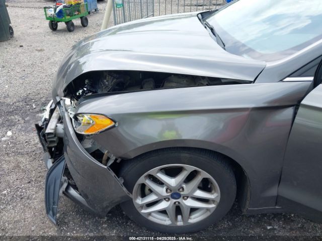 1FA6P0H75E5376989 Ford FUSION SE