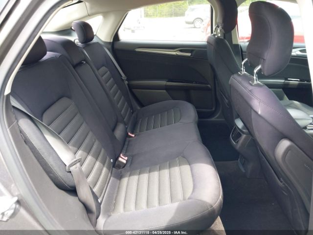 1FA6P0H75E5376989 Ford FUSION SE