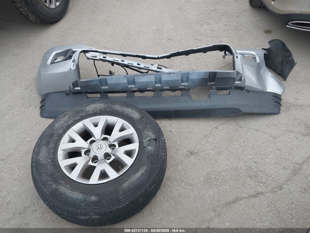 3TMBZ5DN8GM003110 Toyota Tacoma Sr5