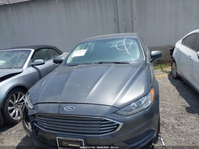 3FA6P0HDXJR187445 Ford FUSION SE
