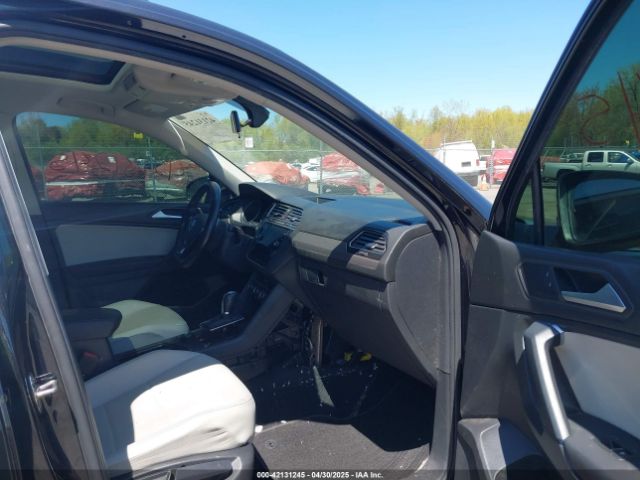 2019 VOLKSWAGEN TIGUAN 3VV2B7AX1KM150482 Photo 4
