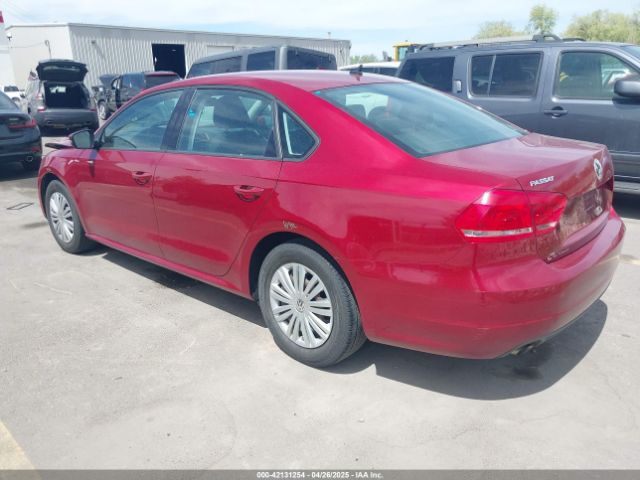 2015 VOLKSWAGEN PASSAT 1VWAT7A3XFC065343 Photo 2