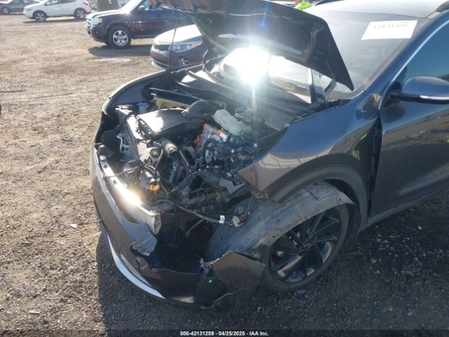 KNDCC3LC4J5145574 KIA NIRO EX