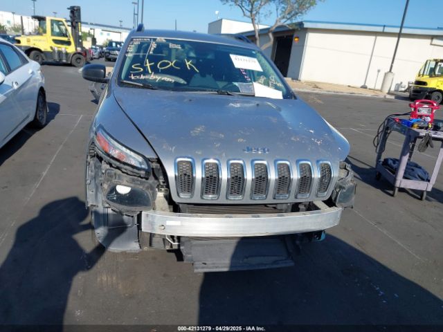 1C4PJLAB7GW351637 Jeep Cherokee Sport