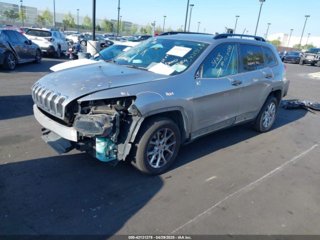 1C4PJLAB7GW351637 Jeep Cherokee Sport