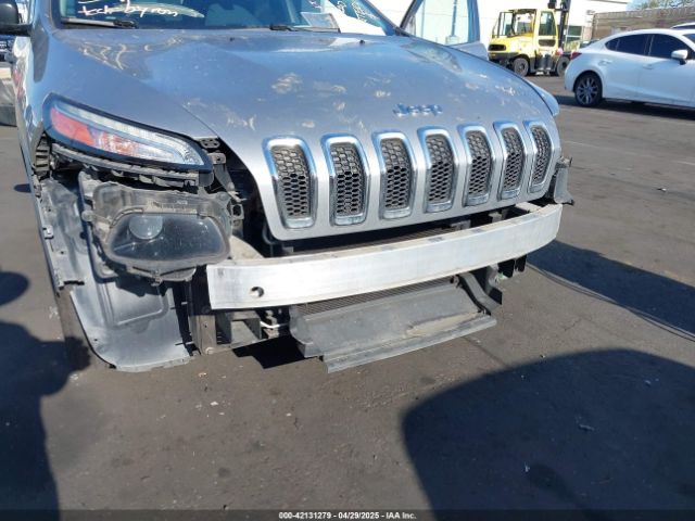 1C4PJLAB7GW351637 Jeep Cherokee Sport