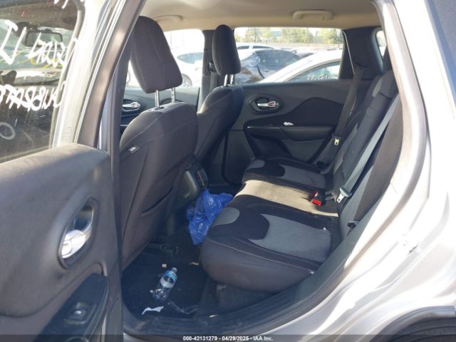 1C4PJLAB7GW351637 Jeep Cherokee Sport