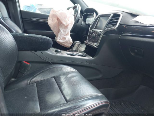 2017 JEEP GRAND CHEROKEE 1C4RJFLGXHC881705 Photo 4