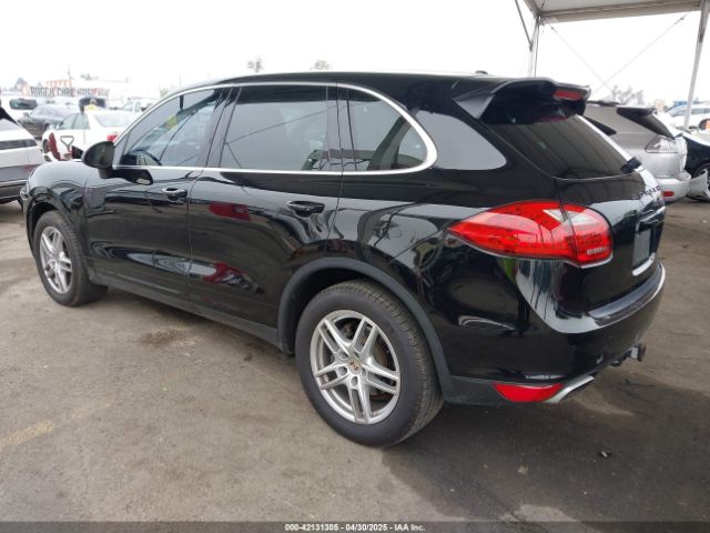 2013 PORSCHE CAYENNE WP1AF2A29DLA22600 Photo 2