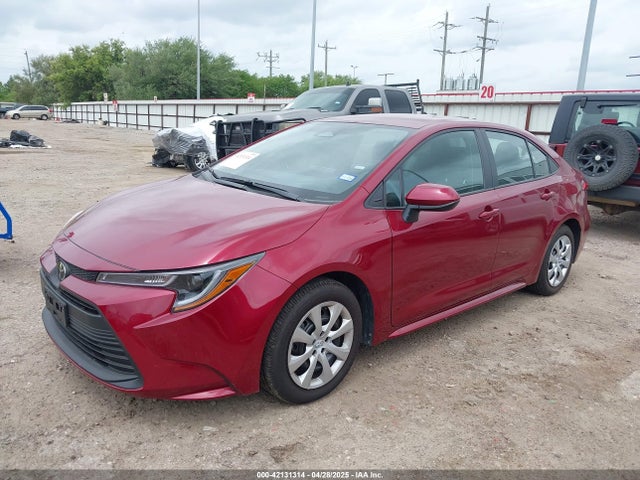 Toyota COROLLA LE 2025 5YFB4MDE6SP256565 Image 2