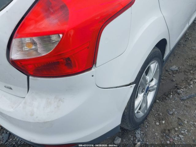 1FADP3K27EL323874 Ford FOCUS SE