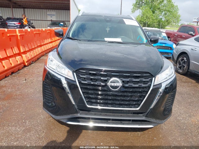 2023 Nissan Kicks Sv Xtronic Cvt მანქანა იყიდება აუქციონზე, vin: 3N1CP5CV3PL520674, აუქციონის ნომერი: 42131359