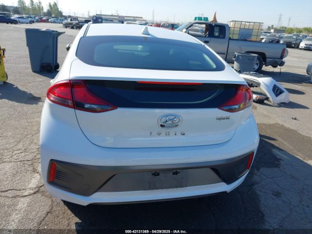 KMHC75LC3LU235853 Hyundai Ioniq Hybrid Se