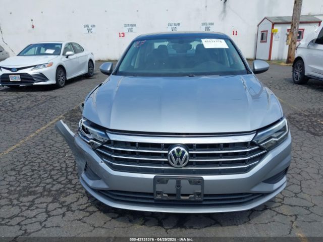 3VWC57BU2KM215738 Volkswagen 1.4 tsi