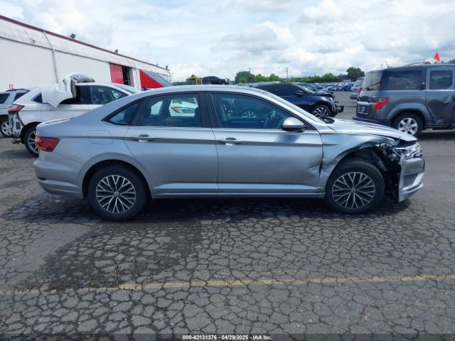 3VWC57BU2KM215738 Volkswagen 1.4 tsi