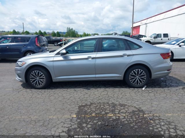 3VWC57BU2KM215738 Volkswagen 1.4 tsi