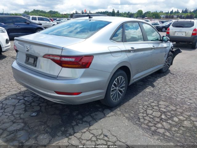 3VWC57BU2KM215738 Volkswagen 1.4 tsi