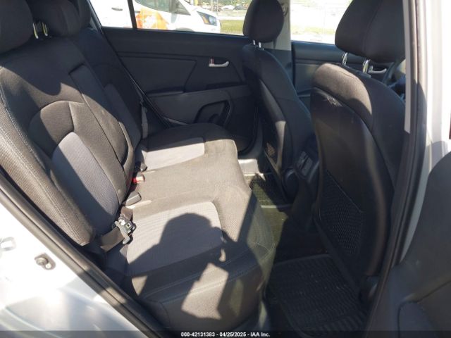 KNDPB3ACXF7791978 KIA Sportage Lx