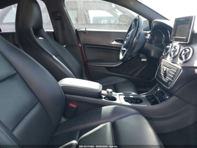 WDDSJ4EB2GN318373 Mercedes-Benz CLA 250