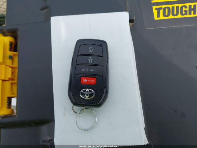 4T1DBADK0SU000861 Toyota CAMRY SE