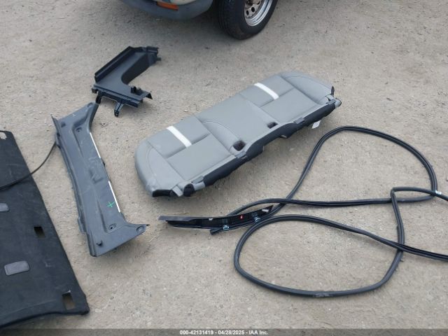 4T1DBADK0SU000861 Toyota CAMRY SE