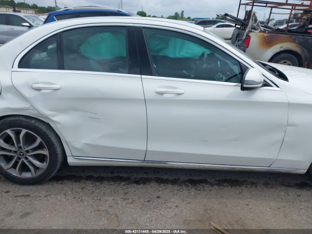 55SWF4JB7HU232686 Mercedes-Benz C 300 Luxury/sport