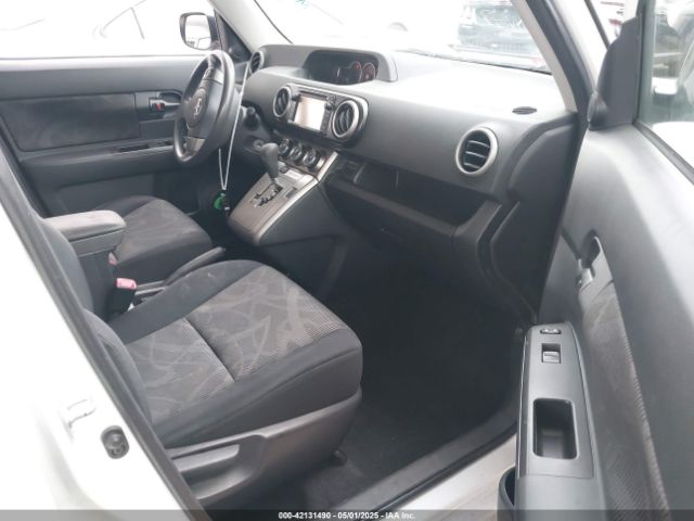 JTLZE4FE3EJ053722 Scion XB