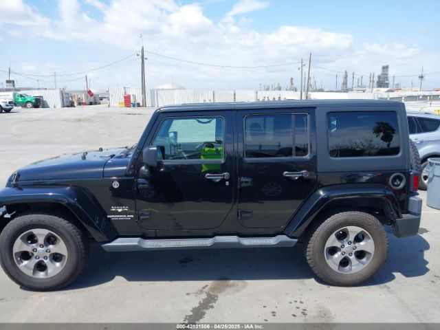 1C4BJWEG4HL733872 Jeep Wrangler Unlimited Sahara 4x4