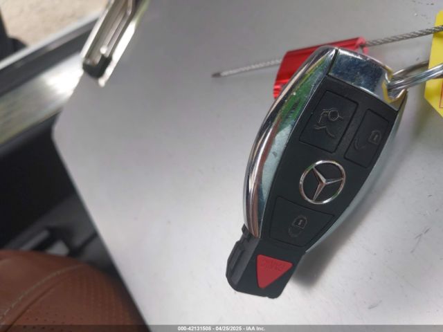 WDDXJ8FB4GA014299 Mercedes-Benz S 550 4matic