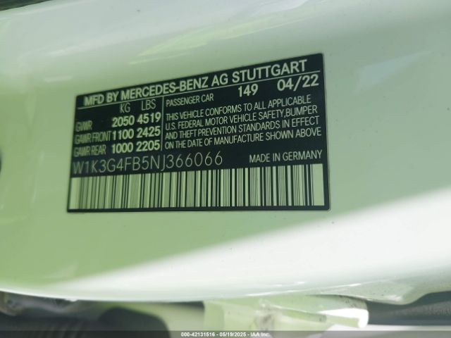 W1K3G4FB5NJ366066 Mercedes-Benz m260