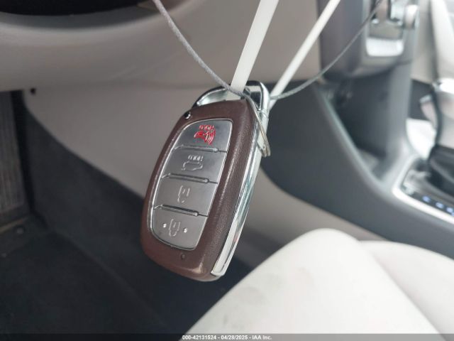 2018 HYUNDAI SONATA 5NPE34AF9JH599461 Photo 10