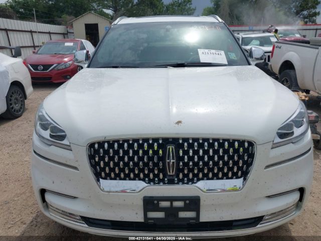 5LM5J9XC9NGL11344 Lincoln Aviator Black Label