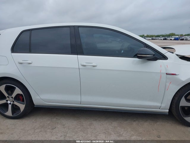 3VW547AU8JM254054 Volkswagen 2018