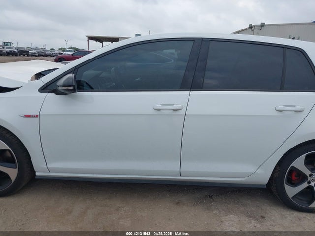3VW547AU8JM254054 Volkswagen 2018