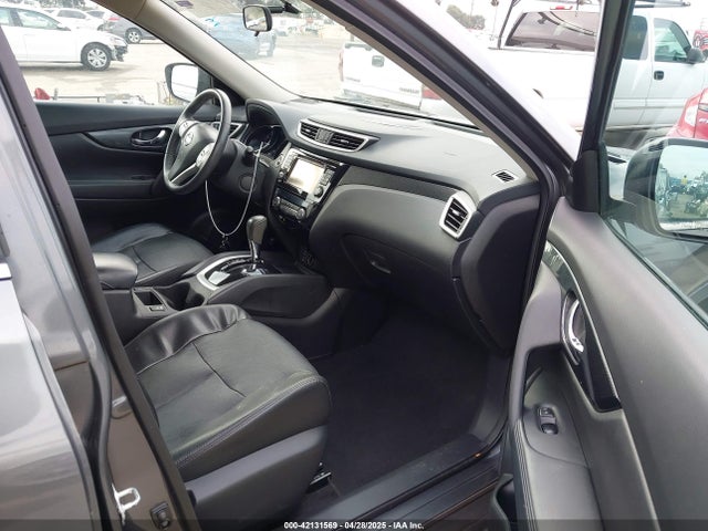 5N1AT2MV9GC783319 Nissan Rogue Sl
