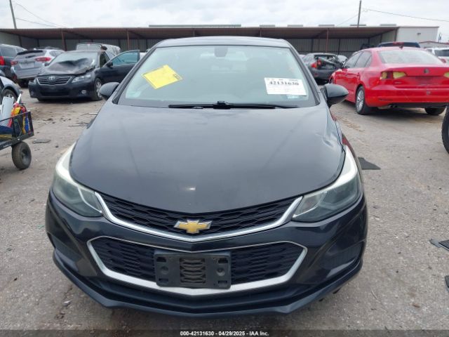 1G1BE5SMXH7215419 Chevrolet Cruze Lt Auto