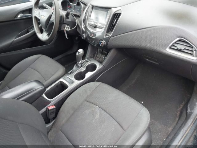 1G1BE5SMXH7215419 Chevrolet Cruze Lt Auto