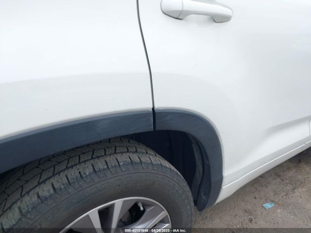 5TDKKRFH0FS076120 Toyota Highlander Xle V6