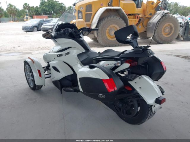 2013 CAN-AM SPYDER ROADSTER 2BXNCBC18DV001672 Photo 2